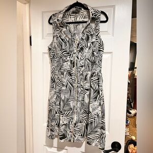 Elegant Black and White Leaf Print Midi Dress